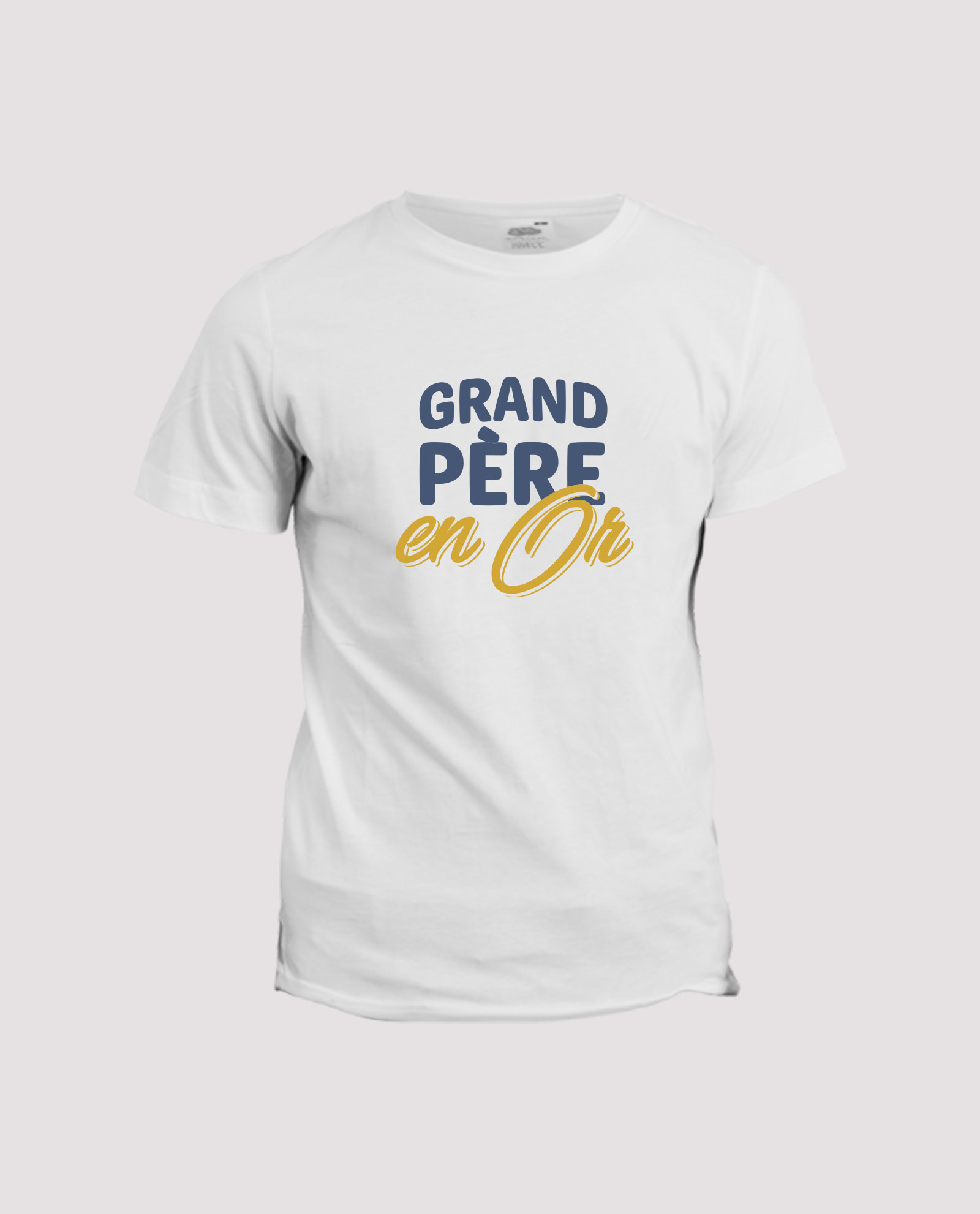 https://laligneshop.com/wp-content/uploads/2021/09/la-ligne-shop-t-shirt-blanc-homme-idee-cadeau-grand-pere-fete-des-grand-pere.jpg